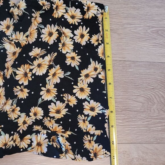 Wild Fable Floral Cropped Jumpsuit L Pockets Boho Cottagecore Country Girl - Picture 14 of 14